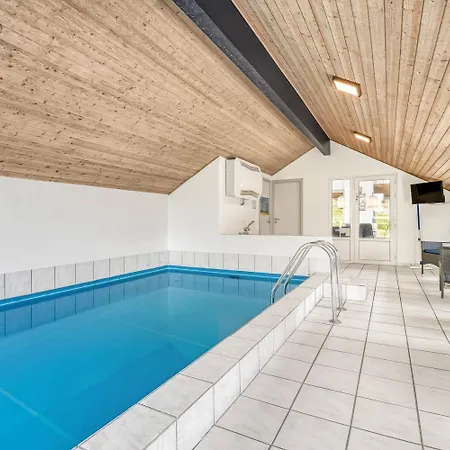 Beliggende Poolhus I Vejlby Klit Sj605 Feriehus Harboør