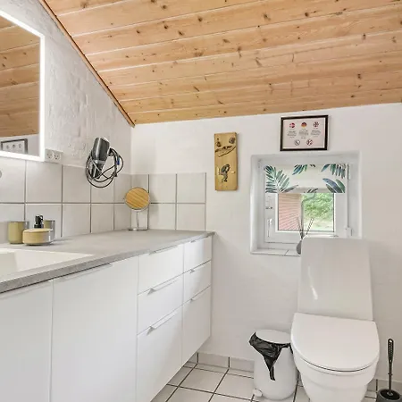 Beliggende Poolhus I Vejlby Klit Sj605 Harboør