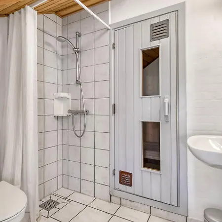 Beliggende Poolhus I Vejlby Klit Sj605 * Harboør