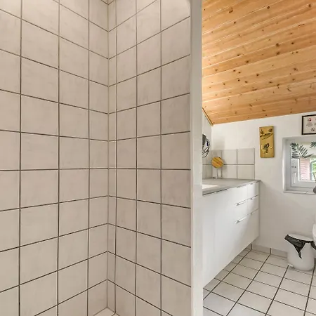 Beliggende Poolhus I Vejlby Klit Sj605
