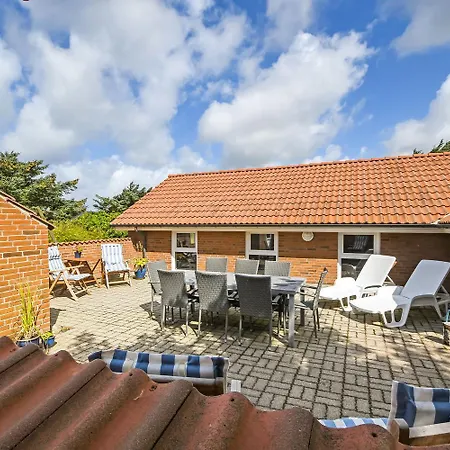 Feriehus Beliggende Poolhus I Vejlby Klit Sj605