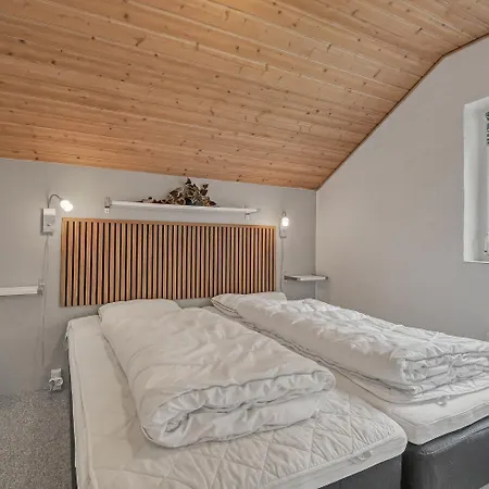Beliggende Poolhus I Vejlby Klit Sj605 * Harboør