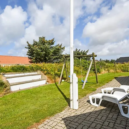 Dom wakacyjny Beliggende Poolhus I Vejlby Klit Sj605 *